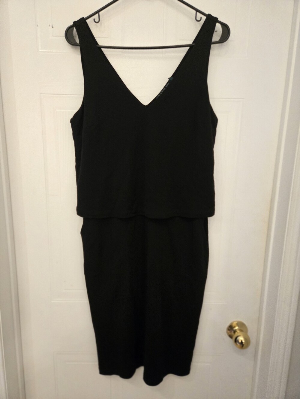 Ralph Lauren Black V-Neck Sleeveless Midi Dress With Pockets